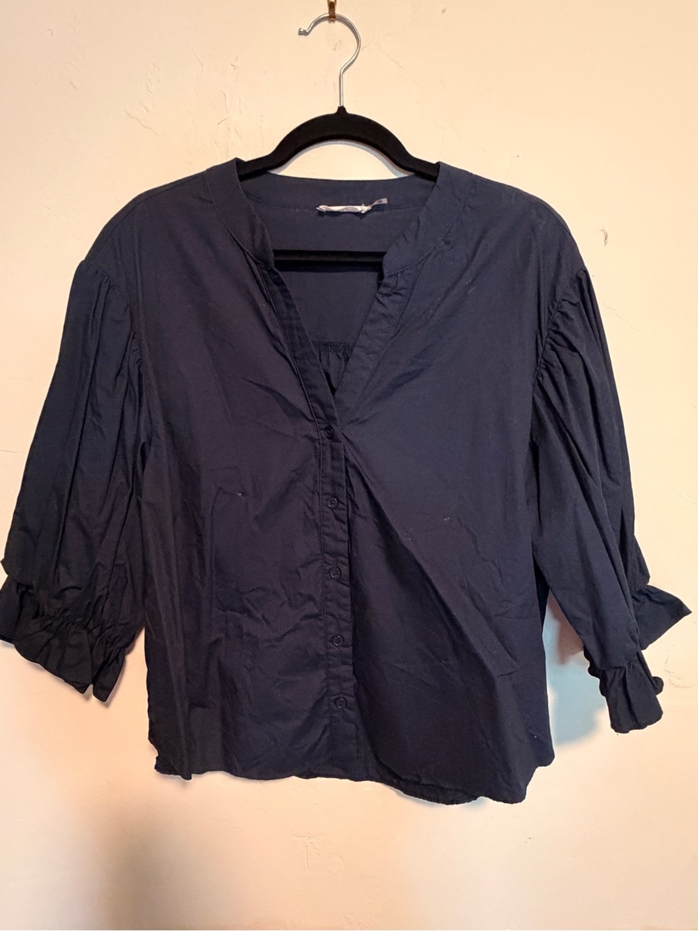 Relaxed Navy Button-Front Women's Blouse with Three-Quarter Sleeves